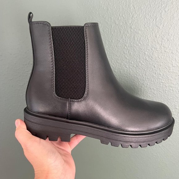 Chelsea Bootie - Picture 3 of 3